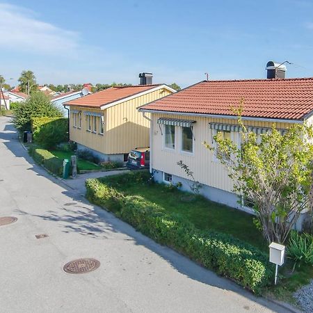 Tallkrogen Romantic House - Upper Or Lower Apartment Stockholm Exterior photo